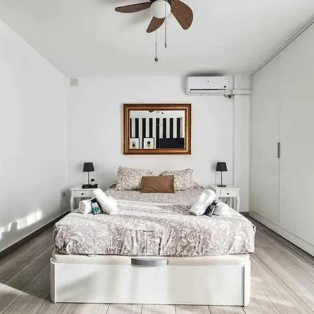 Apartamento Golden Aguila 215 *